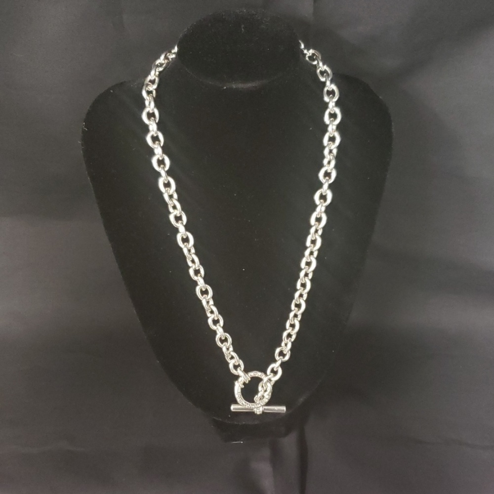 Slane and Slane toggle style necklace